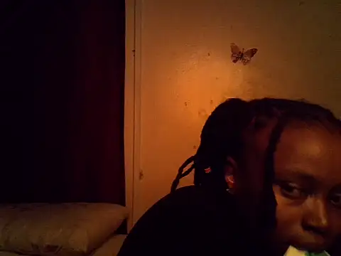 Rasta_tattoooed stripchat live cam model