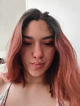 QueenVictoria1 stripchat live cam model