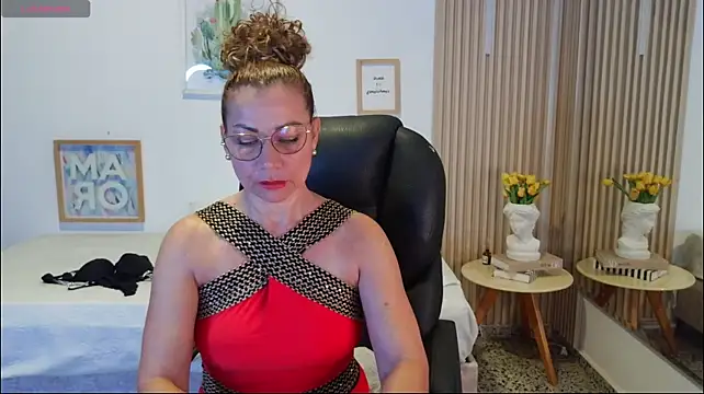 SelenaAmor stripchat live cam model