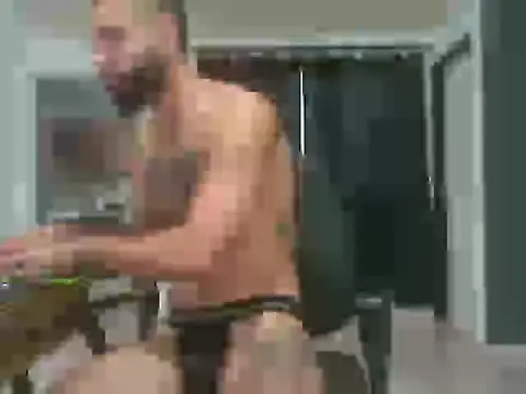 Matheusbeard stripchat live cam model