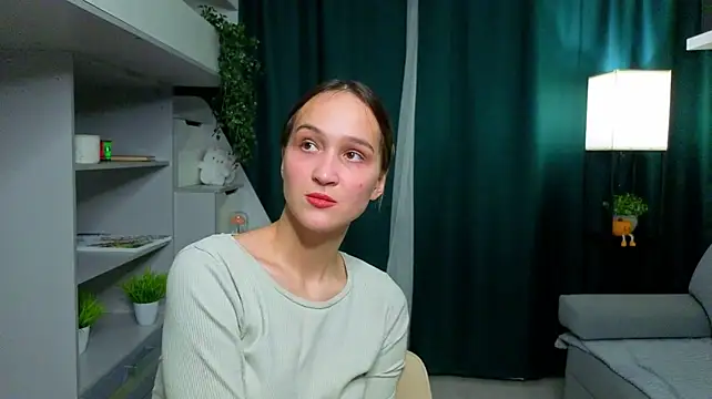 EwaSprinzl stripchat live cam model