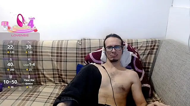 cholitohermoso stripchat live cam model