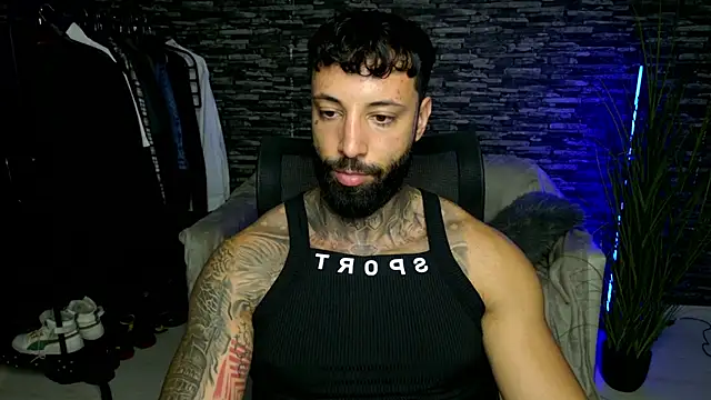MasculineGuy99 stripchat live cam model