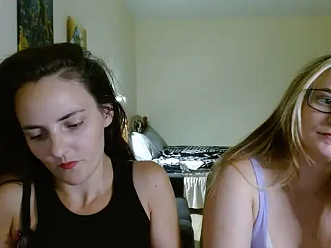 OliviaTheS stripchat live cam model