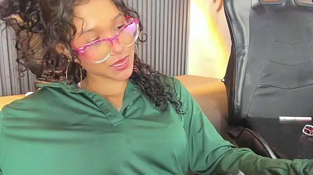 hailey_velvet stripchat live cam model