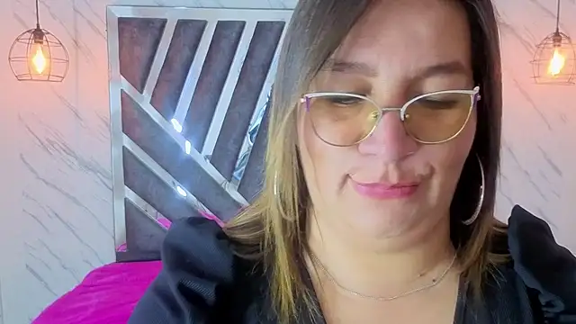 MaylinRosse_ stripchat live cam model