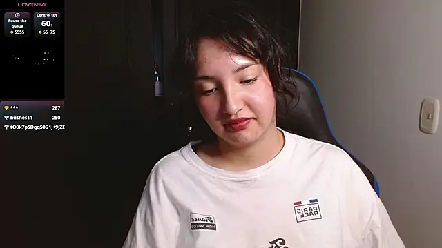 alexaa08 stripchat live cam model