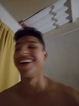 Baby_Yoda20 stripchat live cam model