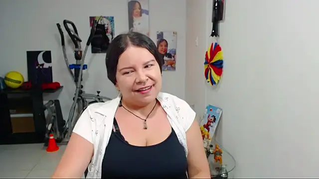 claryssa_ stripchat live cam model