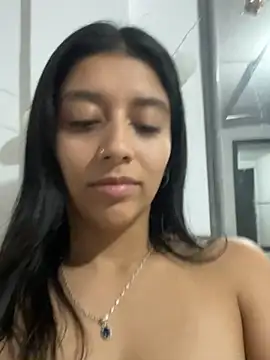BrittanyDiaz stripchat live cam model