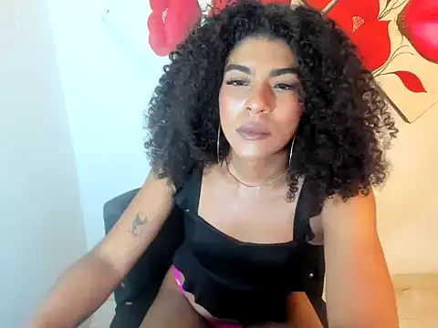 naomiwildburn stripchat live cam model