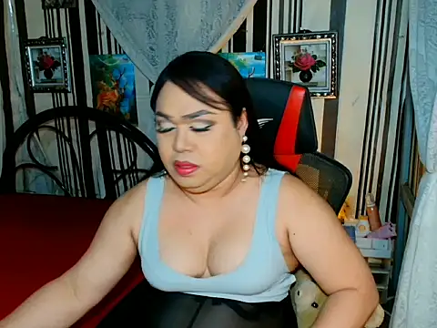 UnCut_Cock_Ts stripchat live cam model