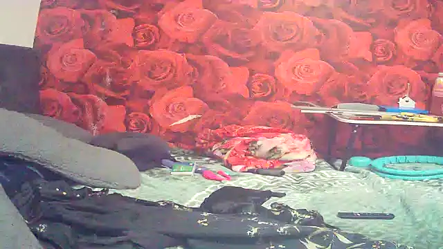 Playful_MILF_Demi stripchat live cam model