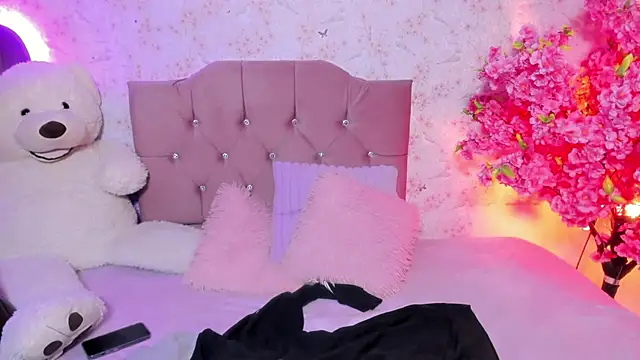Bianca_baldwin_ stripchat live cam model