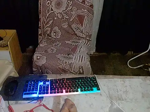 IvoneGodWill stripchat live cam model