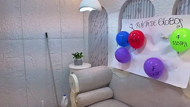sophie_rose_cn stripchat live cam model