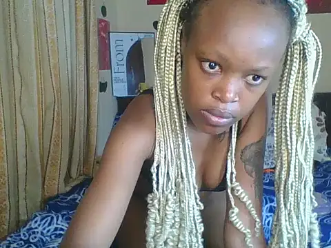 -Rosy stripchat live cam model