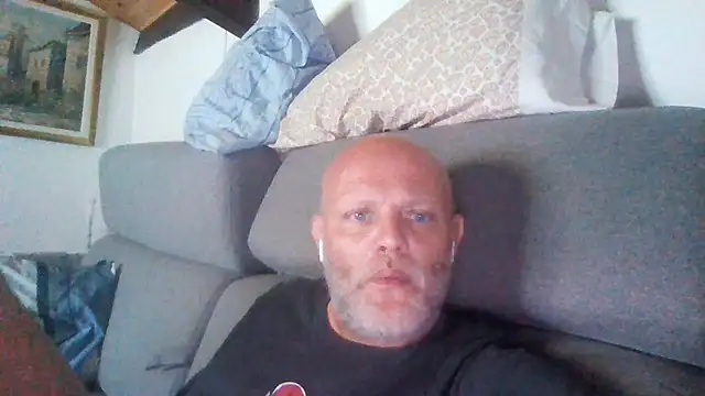 davigochi77bcn stripchat live cam model