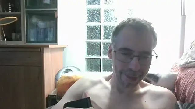 ptitcanard60600 stripchat live cam model