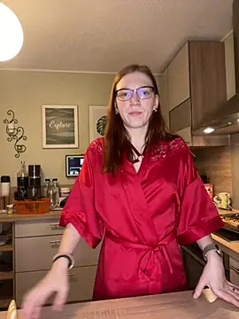 FinaFoxy stripchat live cam model