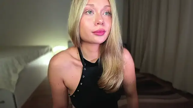 diaanona stripchat live cam model