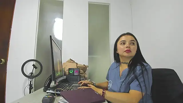 emagarcia stripchat live cam model