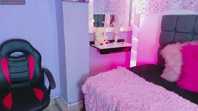BrendaRojas_ stripchat live cam model