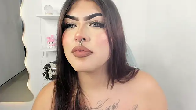 hollycute__ stripchat live cam model