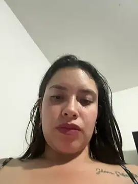 Miss_Bella_Flame stripchat live cam model