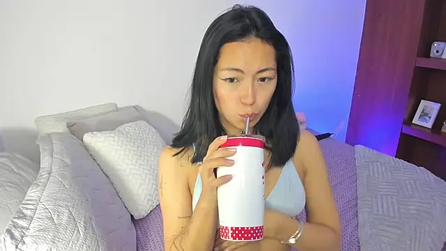 Hanna_naoo_ stripchat live cam model