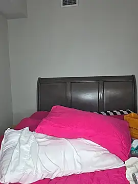 TSSinn stripchat live cam model