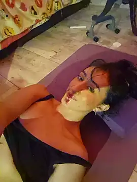_valerianam stripchat live cam model