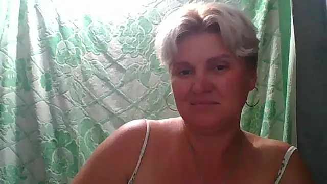 CutieKis stripchat live cam model
