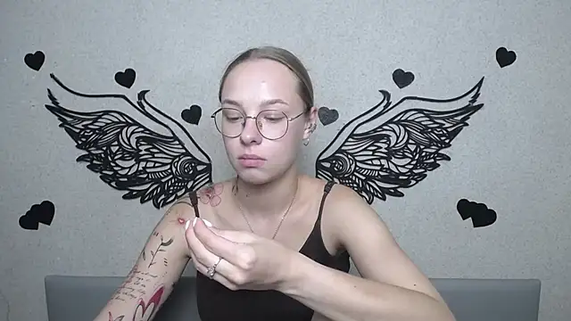 SteshaGlass stripchat live cam model