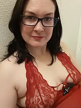 DesreRose stripchat live cam model