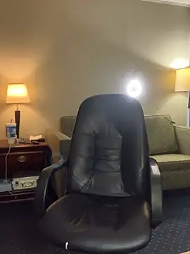 Livingpuddle stripchat live cam model