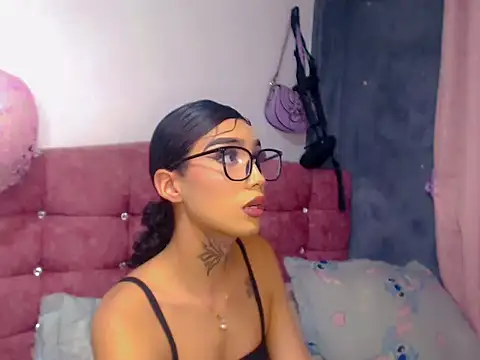 Dary_Bloom stripchat live cam model
