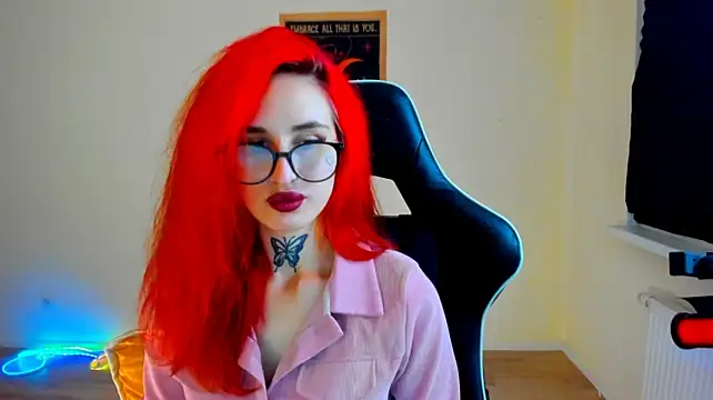 your_tora stripchat live cam model