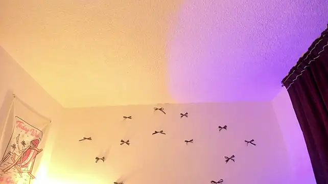 Alessamoth stripchat live cam model