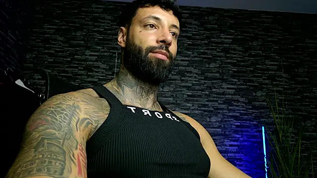 MasculineGuy99 stripchat live cam model