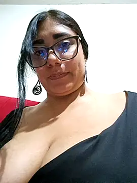 Amina--789 stripchat live cam model