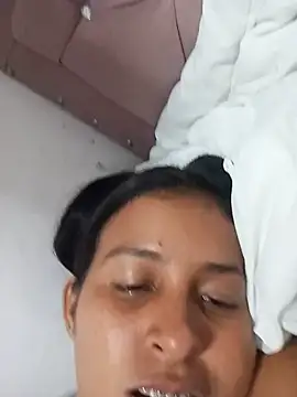 Hurtad_12 stripchat live cam model
