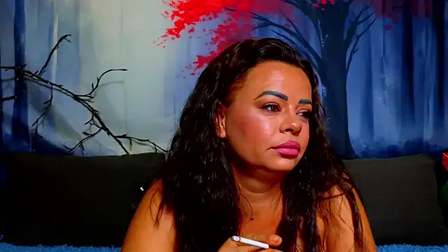 ElizabethEven stripchat live cam model