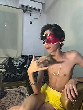 Yassir-xxxl stripchat live cam model