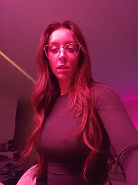 LilyOrion stripchat live cam model