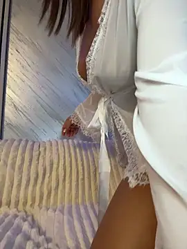 KirstieVegas stripchat live cam model