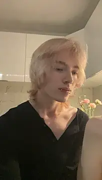 ixistudiomember stripchat live cam model