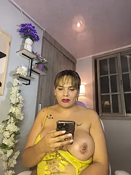 Vanesa_novvoa stripchat live cam model