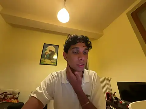 Violaindia stripchat live cam model