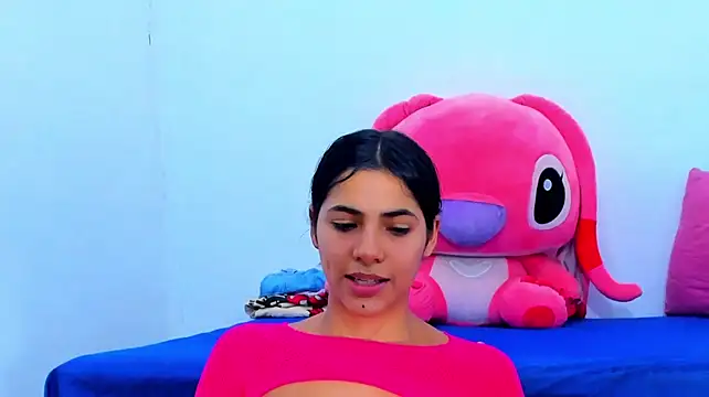 AriannaLewiis stripchat live cam model